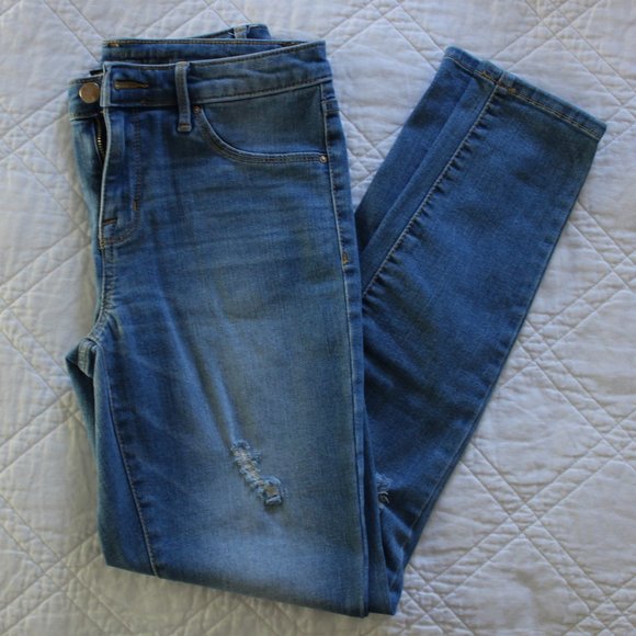 Mossimo High Rise Ripped Jegging Jean - Picture 1 of 6